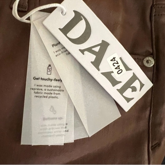 Daze Pants Size 32 Brown Faux Leather High Waist Crop Flare - Picture 8 of 11